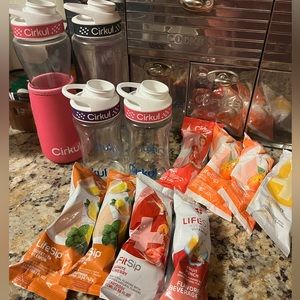 Cirkul bottle and flavor bundle